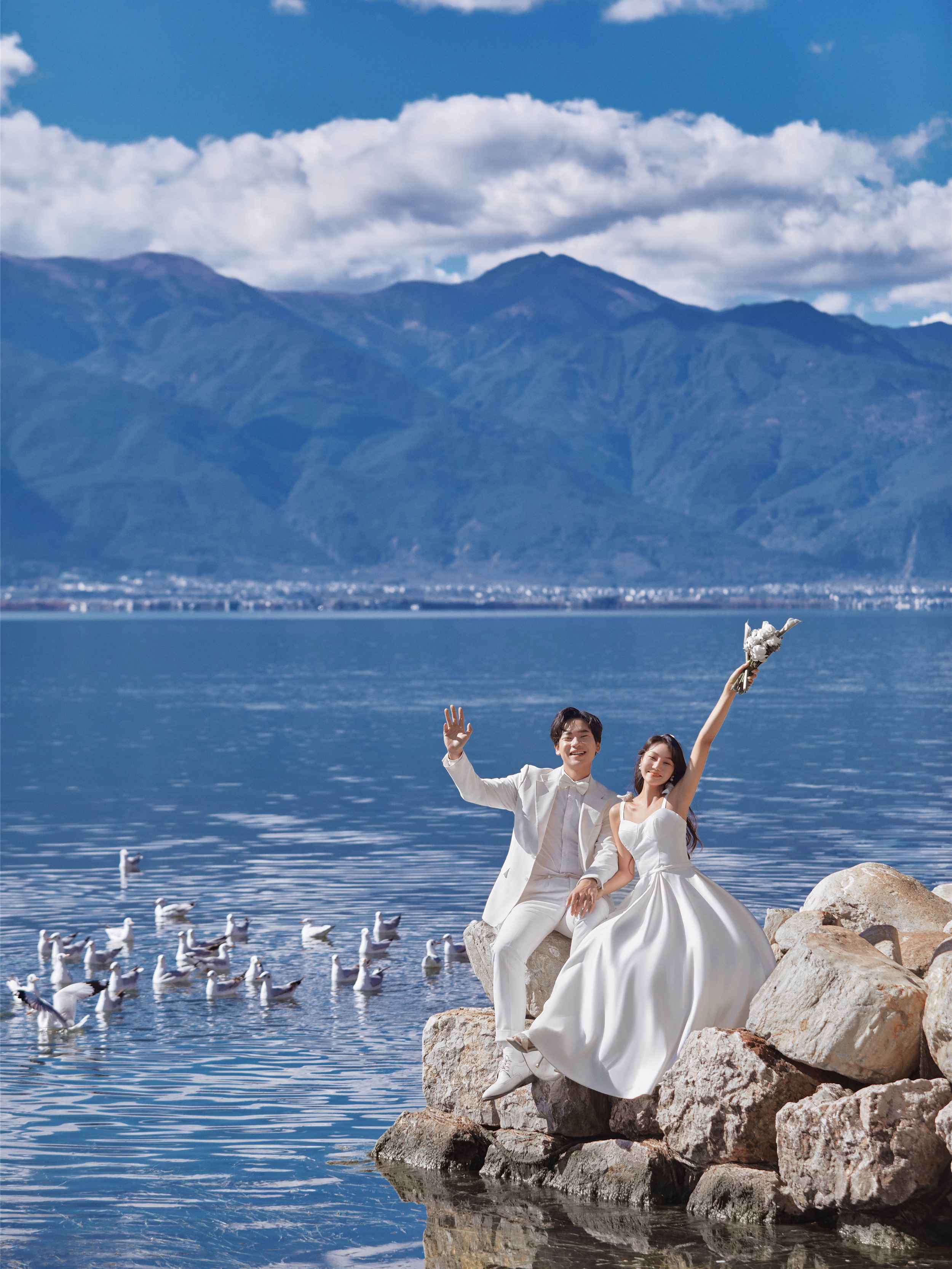 云端彼岸目的地婚礼：以场景革命重新定义时尚婚礼的终极形态